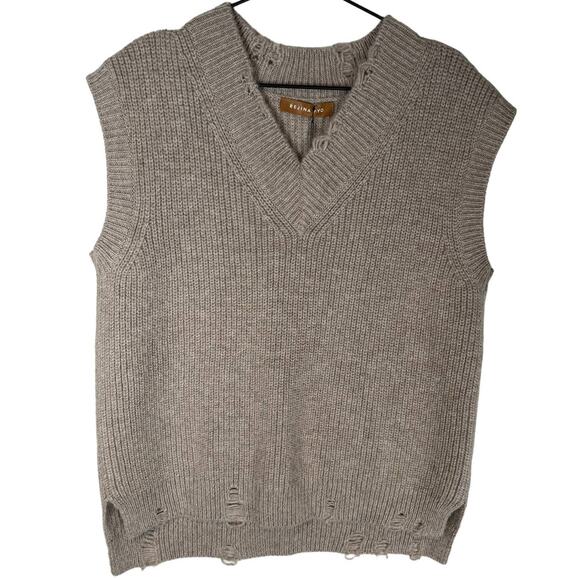 NWT Rejina Pyo Sydney Sweater Vest in Oat Alpaca Beige Tan Medium - Picture 6 of 12